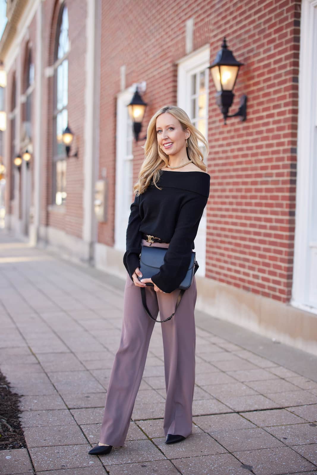 Casual chic with pajama pants - THE FASHION HOUSE MOM
